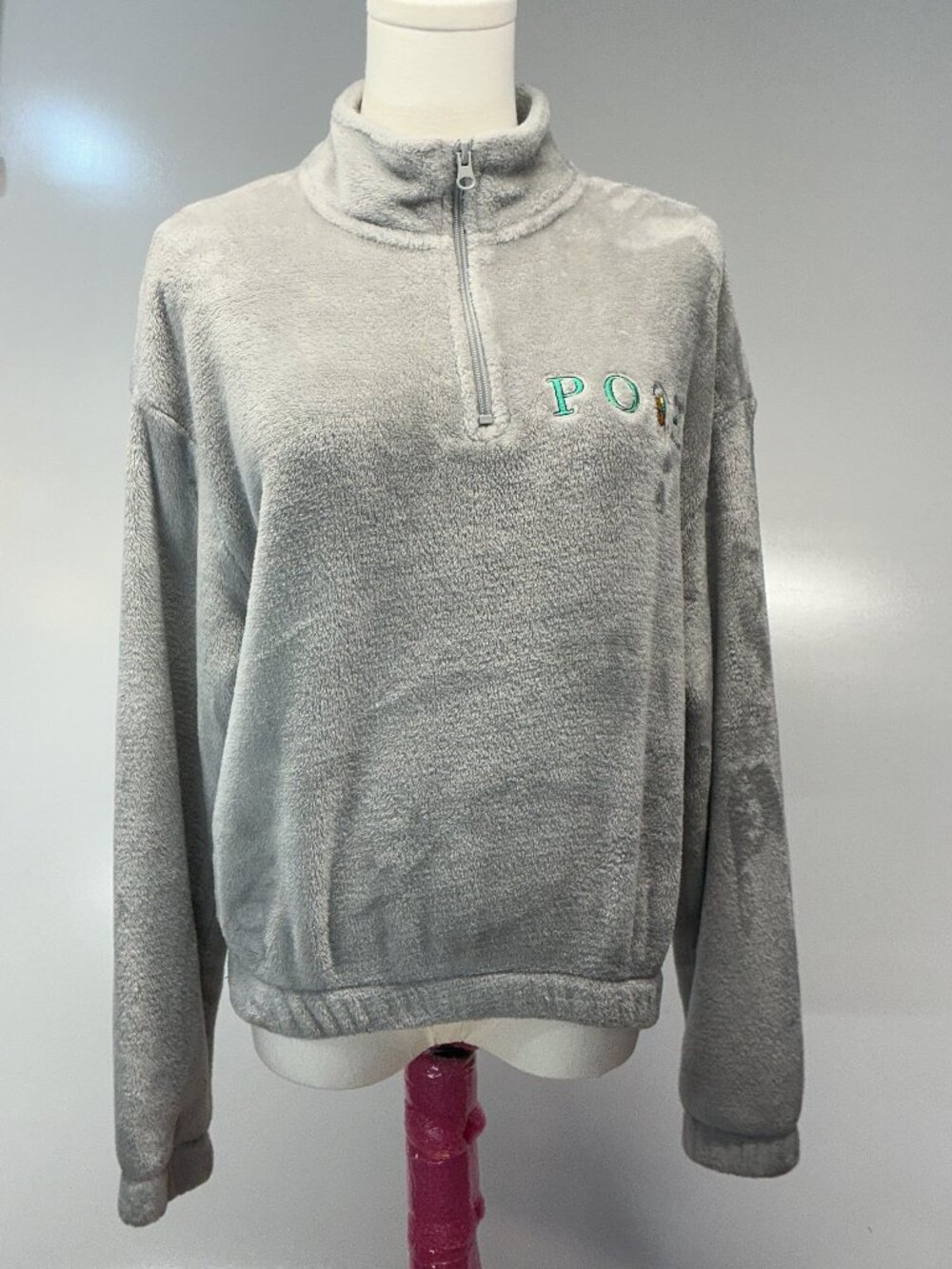 Disney XS Gray Pooh Quarter Zip Plush Fleece Mock Neck Top Pullover Sweatshirt - Picture 11 of 14